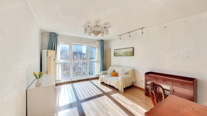 融科橄榄城一期二手房实景图