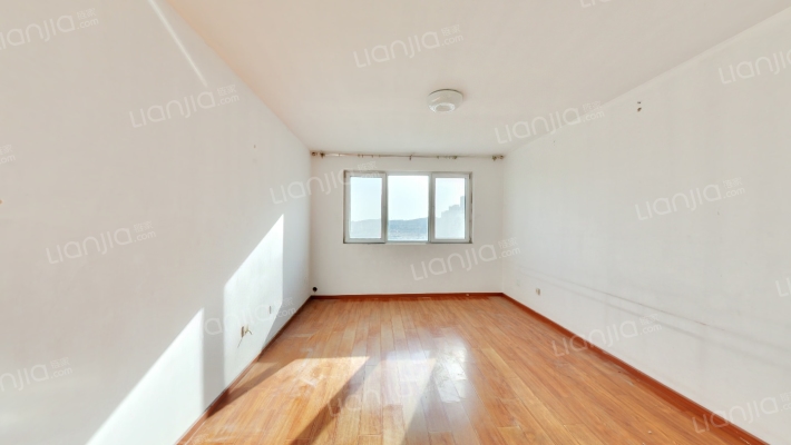 中国铁建原香嘉苑东区二手房实景图