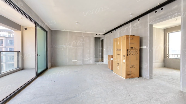 星河WORLD一期二手房实景图