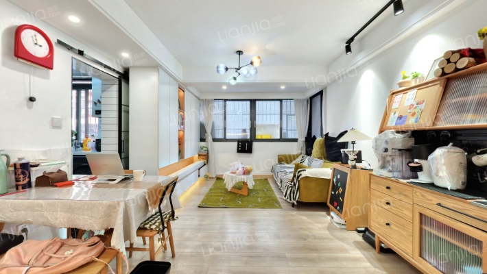 玉虹巷4号二手房实景图