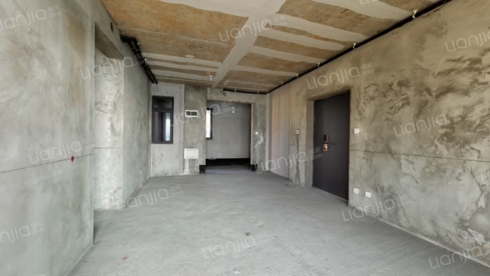 鼎仁天越二手房实景图