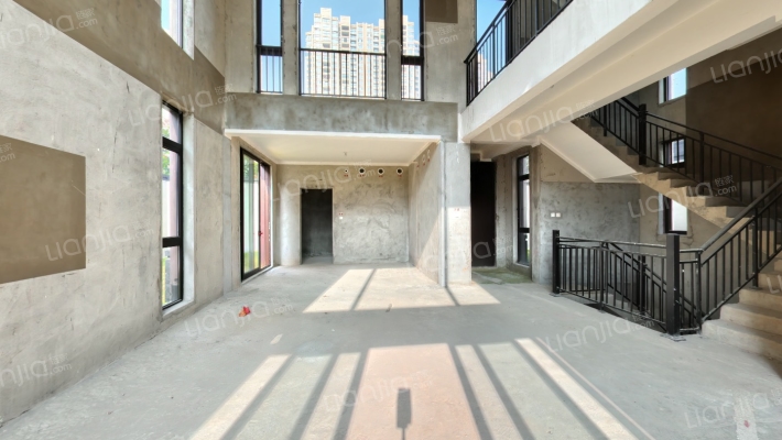 华发院子二手房实景图