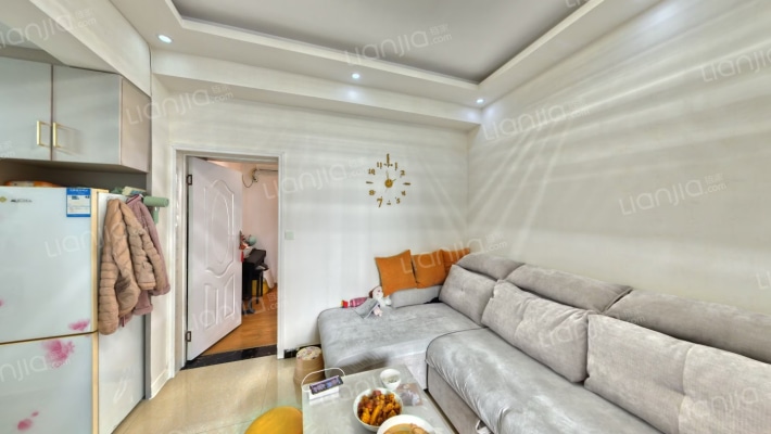 金色年华B区二手房实景图