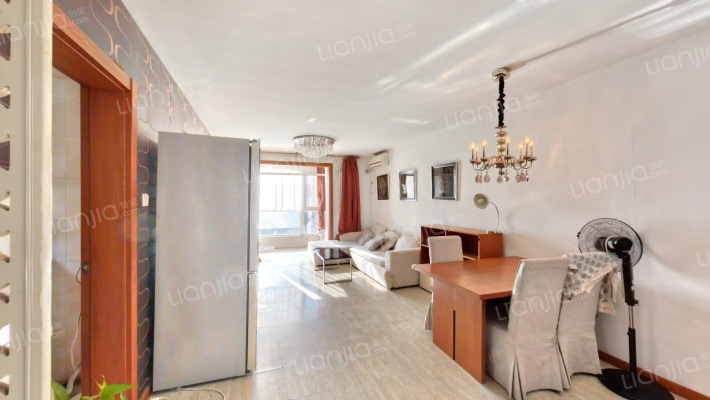 金顶阳光二手房实景图