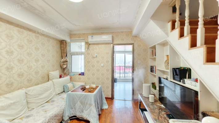 鸥波港湾二手房实景图