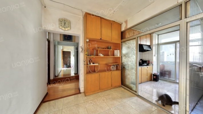 百草路二手房实景图