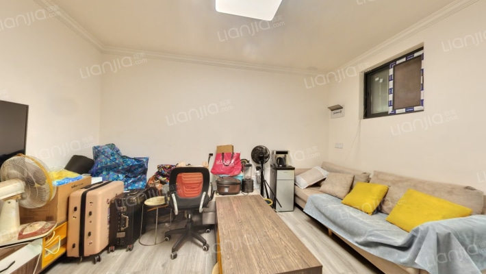 二环路东三段10号院二手房实景图