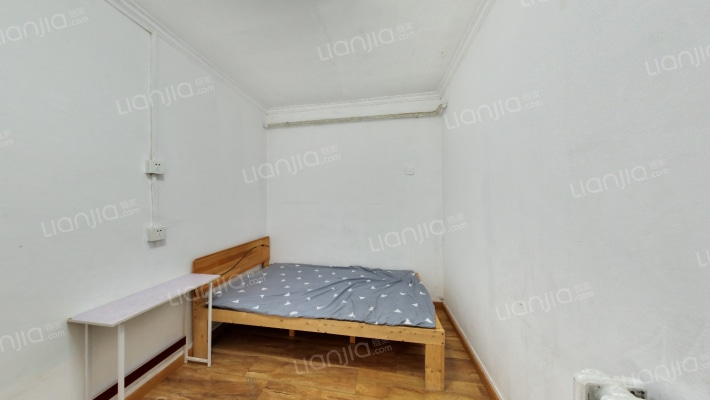 车站西街17号院二手房实景图