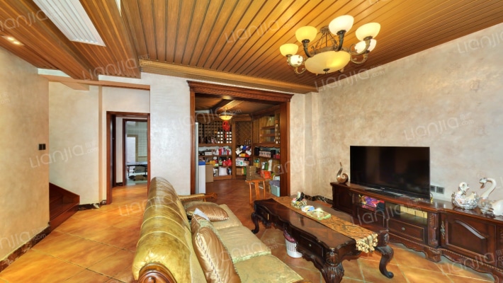 中铁水映加州二手房实景图