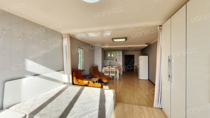 宝星国际二期二手房实景图