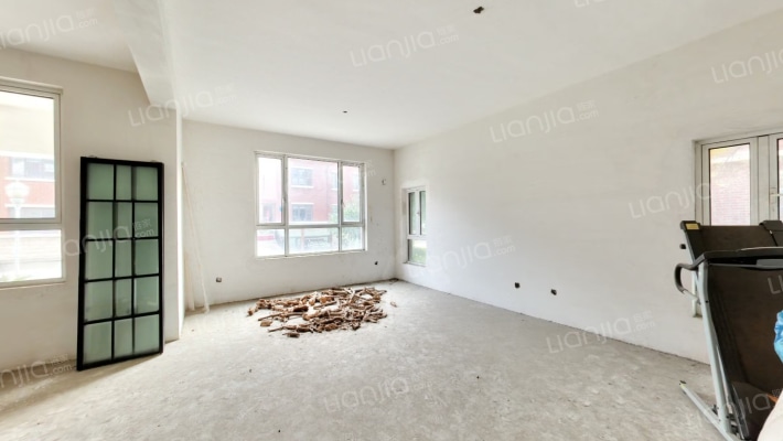 苏龙苑二手房实景图