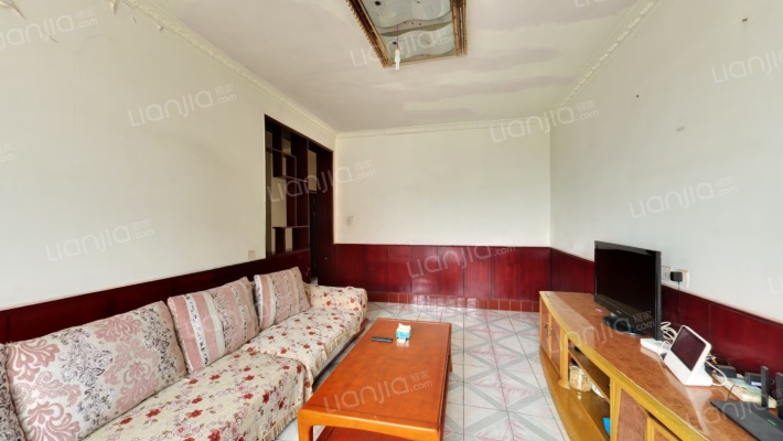 五津西路城西巷5号二手房实景图