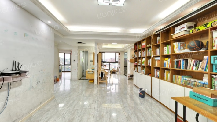 融信白宫B区二手房实景图