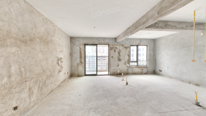 恒宇华林里二手房实景图