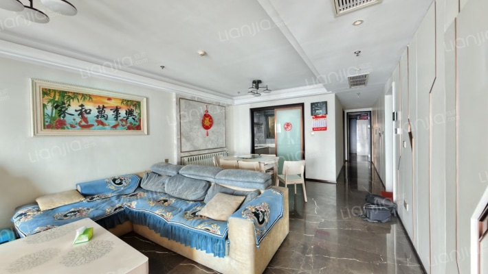 苏宁广场二手房实景图