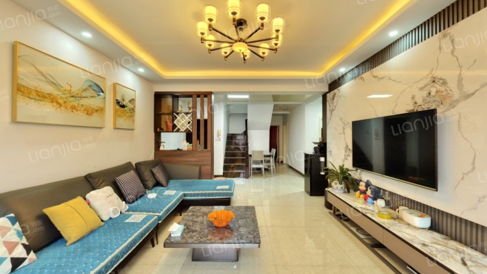 澳马商业步行街二手房实景图