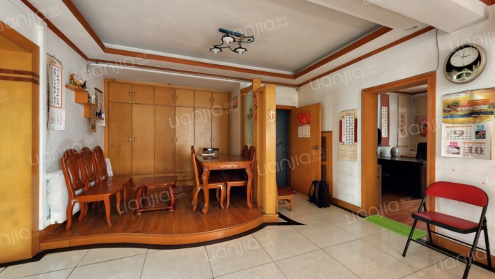 省工商局宿舍二手房实景图