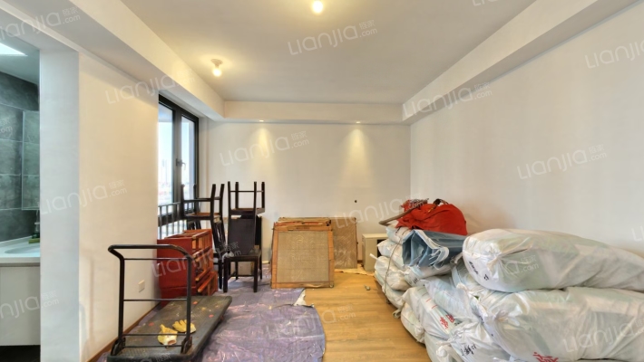 中交锦数双河苑北区二手房实景图