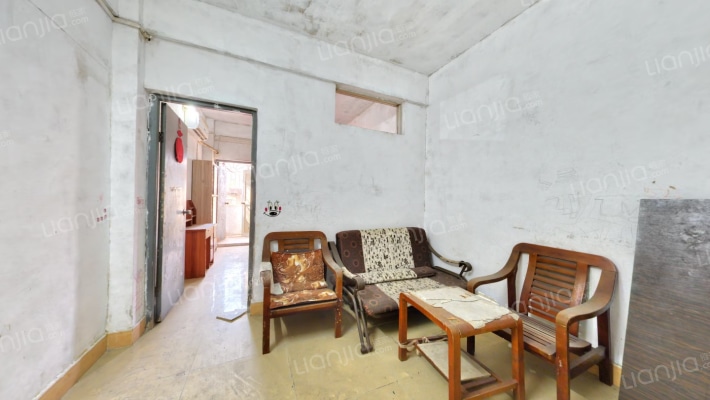 麦地直街13号二手房实景图