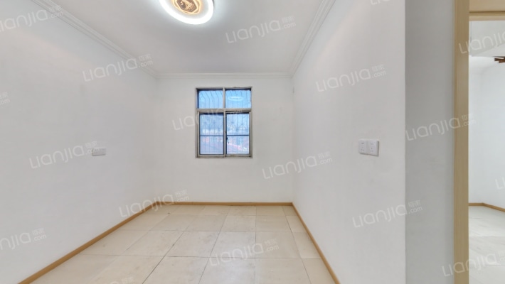 新圃西街148号院二手房实景图