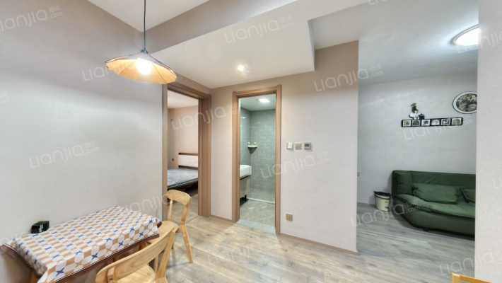 万科滨江都会（秀汐园）二手房实景图