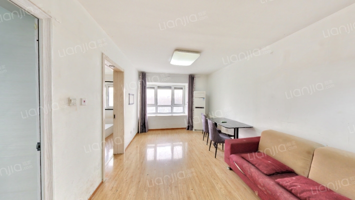 绿湾星苑二手房实景图