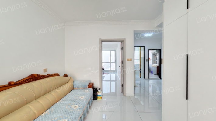 秀丽风景二手房实景图