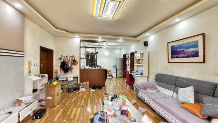 亲河名居A区二手房实景图