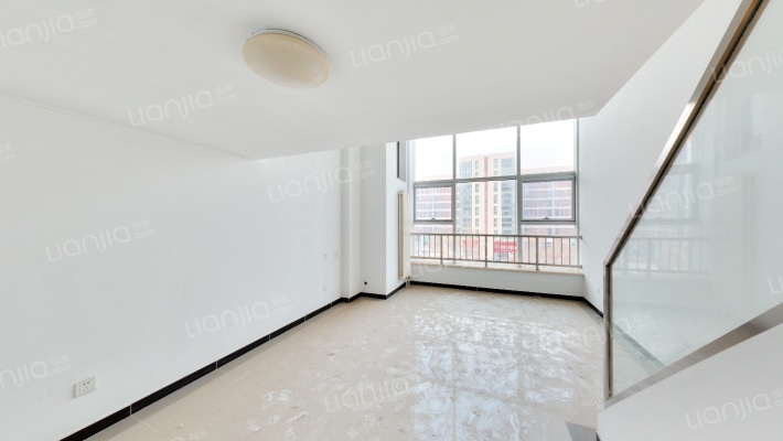 卡法国际二手房实景图