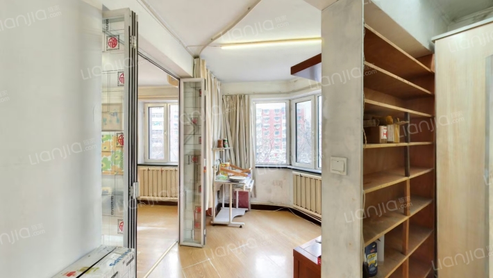 兴康里二手房实景图