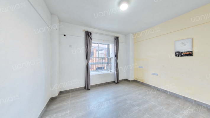 陆丰嘉园二期二手房实景图