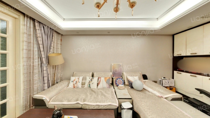 新世纪花园南区二手房实景图