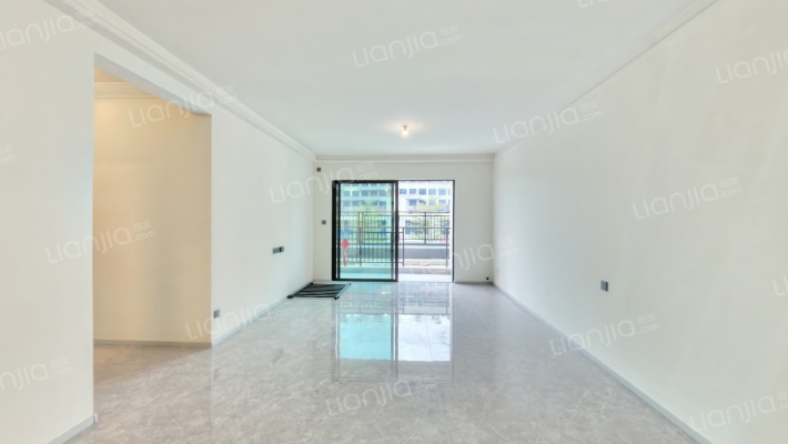 顺控博悦湾新翼二手房实景图