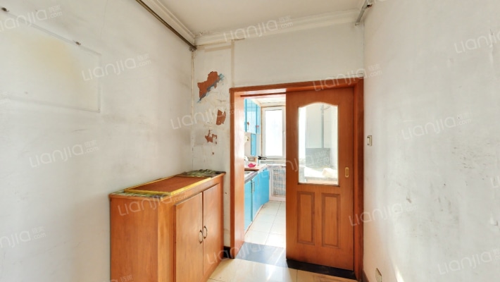 安装宿舍二手房实景图