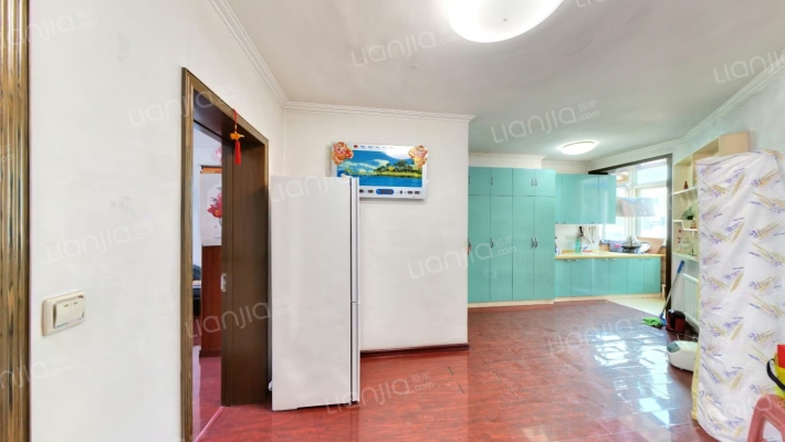 塔柏小区二手房实景图