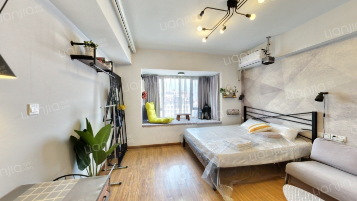 泰格公寓二手房实景图