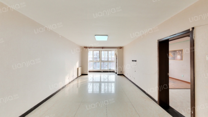 朝阳新城三区二手房实景图