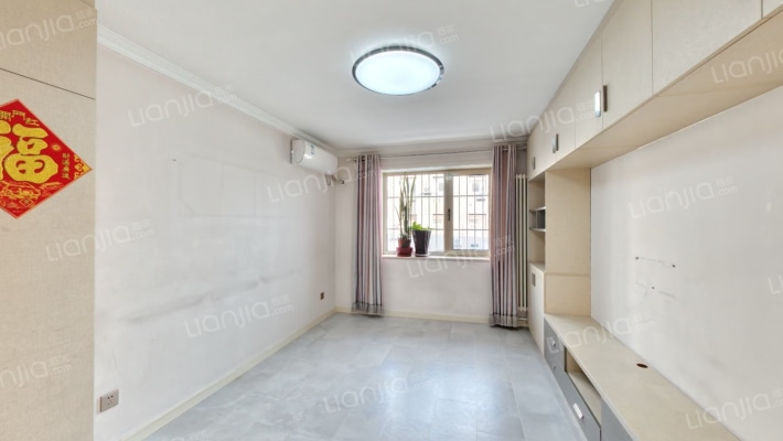 马家堡路33号院二手房实景图