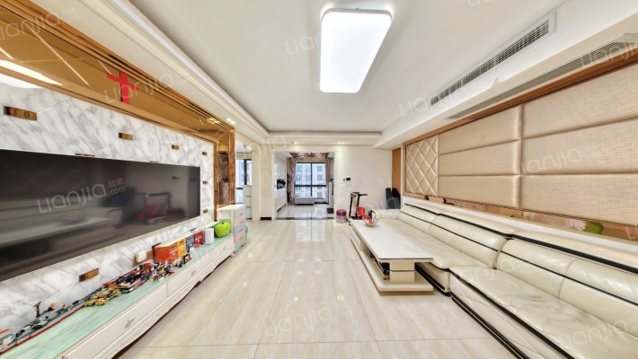 蔚蓝海岸二手房实景图