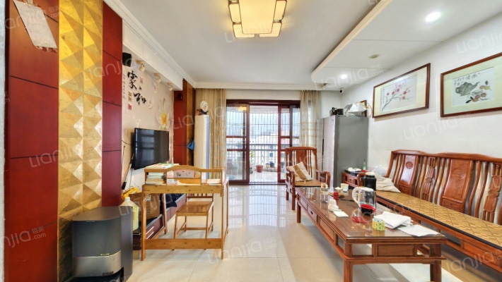 愉园新苑二手房实景图