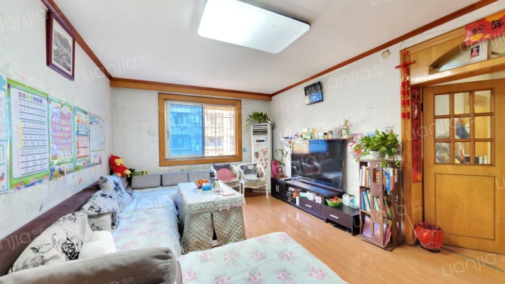 京川教师苑二手房实景图