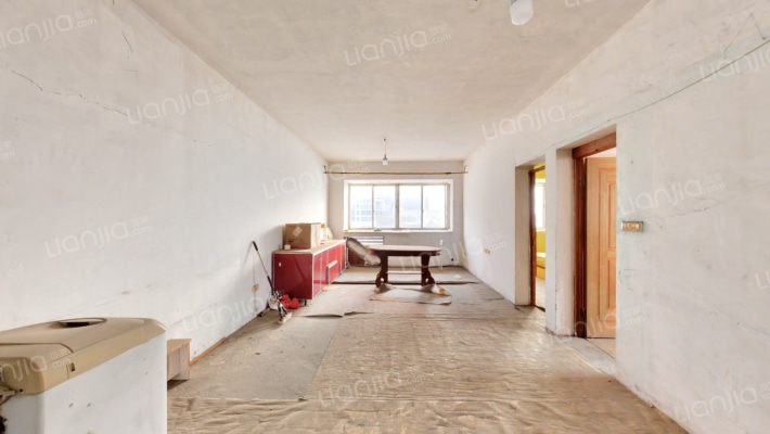 鹅公岩大厦二手房实景图