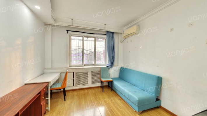 绿岛苑东区二手房实景图