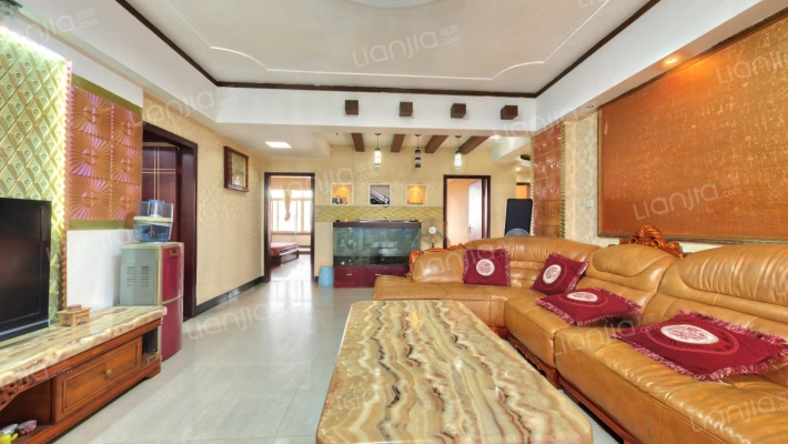 东城叠苑二手房实景图