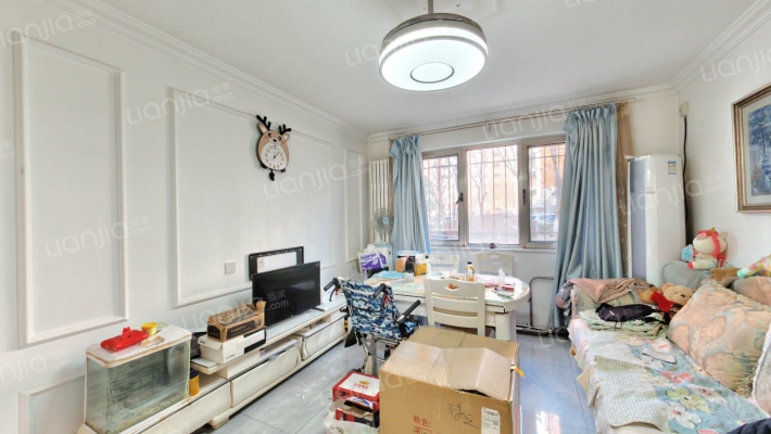 领秀慧谷B区二手房实景图