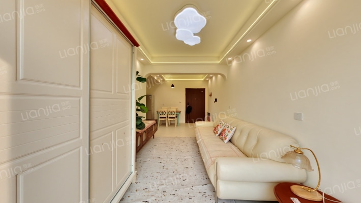 郑西玲珑郡二手房实景图