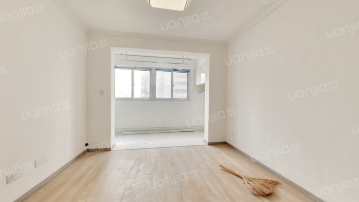 润泰绣园二手房实景图