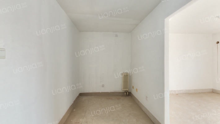 中铁西城二手房实景图