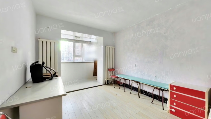 解放小区二手房实景图