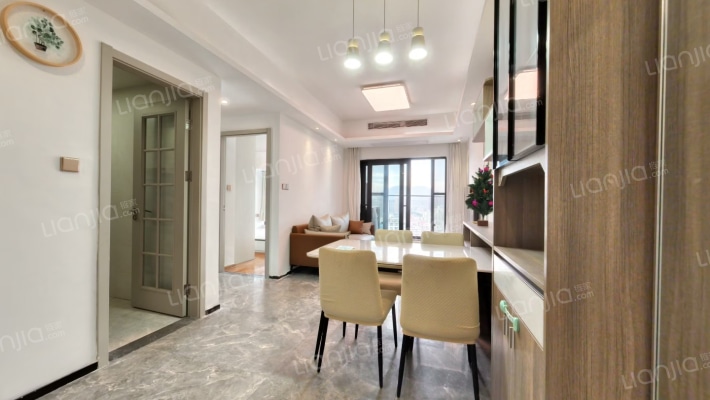 红花雅筑二手房实景图